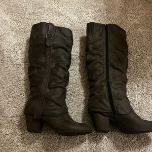 Stylish Black Women's Boots
